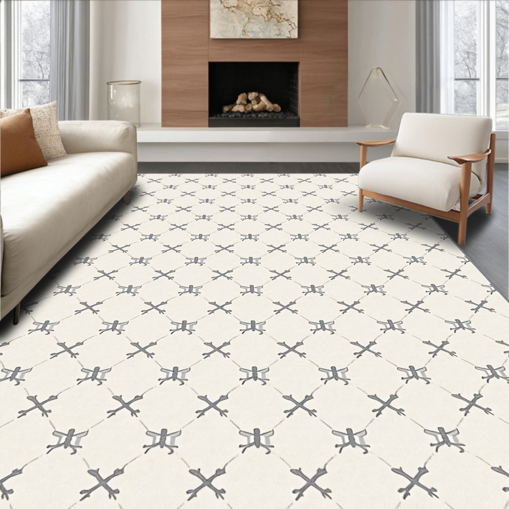 Classic Quatrefoil Diamond Pattern Rug